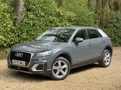 Usado Audi Q2 Sport 150 HP (110 kW) 2020 Cinzento SUV