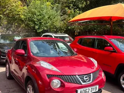 Used Nissan Juke Tekna 110 HP (80 kW) 2012 Red SUV