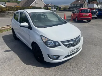 Second-hand Vauxhall Viva 75 CP (55 kW) 2017 Alb Hatchback