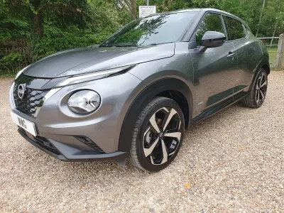 Used Nissan Juke Tekna 143 HP (105 kW) 2023 Grey SUV