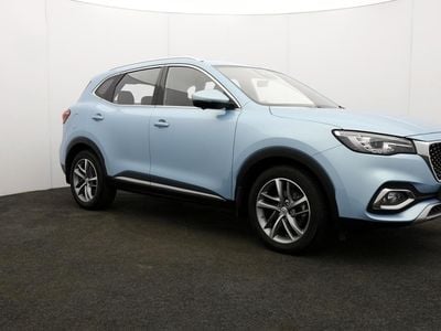MG HS