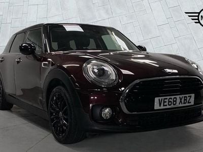 Usado Mini Cooper Clubman Classic 134 CV (98 kW) 2018 Rojo Familiar