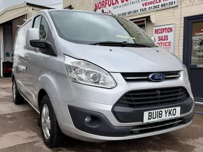 Used Ford Transit Custom Limited 130 HP (95 kW) 2018 Silver Van