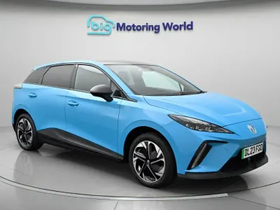 Used MG MG4 EV Trophy 319 kW (435 HP) 2023 Blue Hatchback