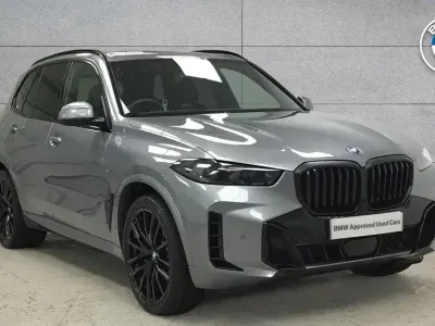 Używany BMW X5 M Sport 482 KM (354 kW) 2025 Szary SUV
