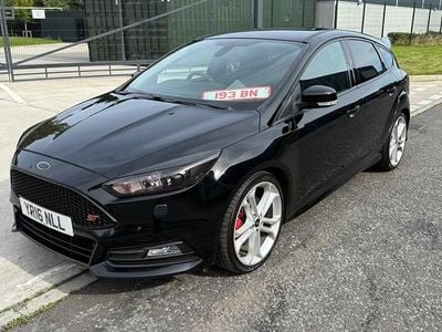 Black Used 2016 Ford Focus ST Hatchback | £7,495 (Super price)