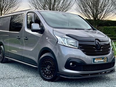 Used Renault Trafic 2018 Grey MPV