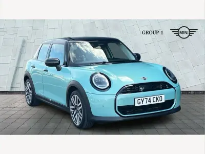 Used Mini Cooper Hatch 156 HP (114 kW) 2024 Green Hatchback