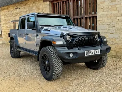 Used Jeep Gladiator 285 HP (209 kW) 2021 Silver Pickup