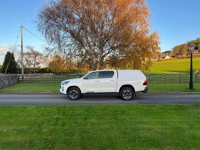 Used Toyota HiLux 150 HP (110 kW) 2021 White Pickup