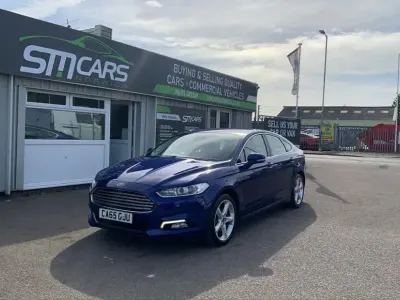 Używany Ford Mondeo Titanium 180 KM (132 kW) 2015 Niebieski Hatchback