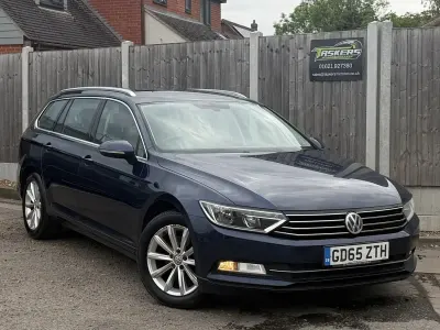 Begagnad VW Passat SE 120 HK (88 kW) 2015 Blå Kombi
