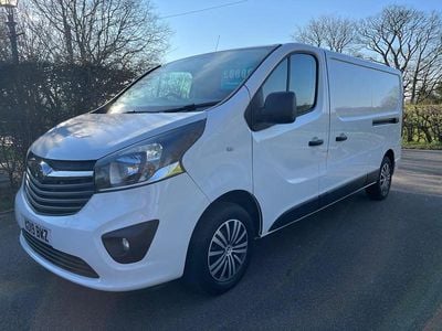 Used Vauxhall Vivaro Sportive 125 HP (91 kW) 2019 White MPV