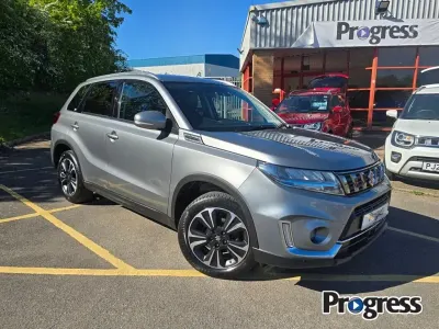 Gebraucht Suzuki Vitara SZ5 129 PS (94 kW) 2023 Grau SUV