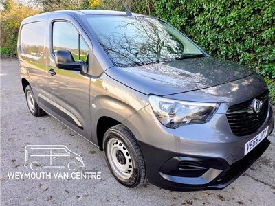 Used Vauxhall Combo Edition 100 HP (73 kW) 2019 Grey MPV