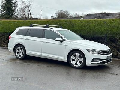 Usado VW Passat SE 150 HP (110 kW) 2020 Branco Carrinha