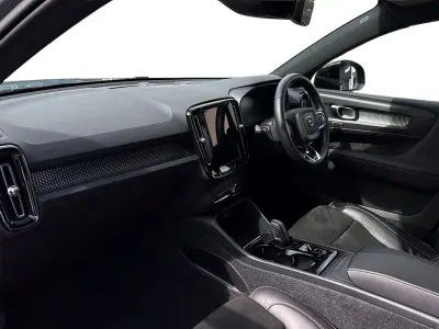 Used Volvo XC40 R-Design Pro 163 HP (119 kW) 2022 Grey SUV