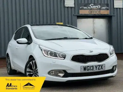 Used Kia Ceed 128 HP (94 kW) 2013 White Hatchback