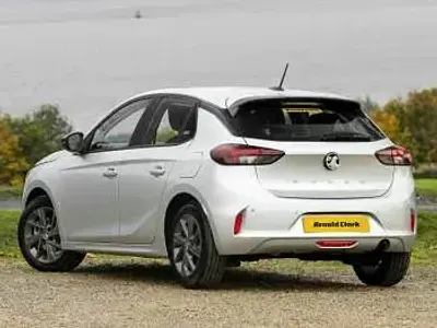 New Vauxhall Corsa Design Edition 100 HP (73 kW) 2026 Two coat metallic  crystal silver Hatchback