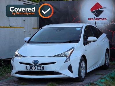 Used Toyota Prius 70 HP (51 kW) 2022 White Hatchback