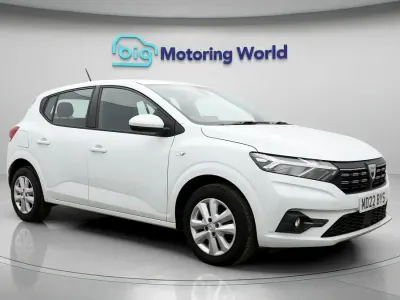 Used Dacia Sandero Comfort 90 HP (66 kW) 2022 White Hatchback