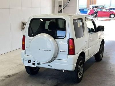 Used Suzuki Jimny Adventure 85 HP (62 kW) 2015 Green SUV