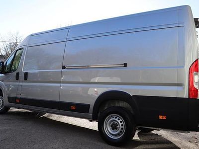 Grey New 2025 Peugeot Boxer Van | £27,499 (Fair price)