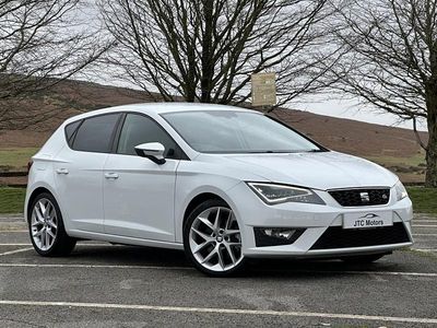 Used Seat Leon FR 184 HP (135 kW) 2016 White Hatchback