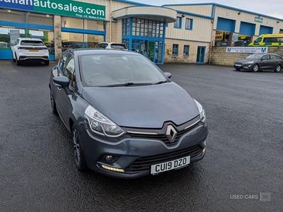 Used Renault Clio V Play 90 HP (66 kW) 2025 Grey Hatchback