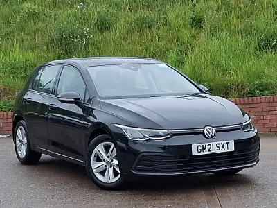 Usado VW Golf VII Life 150 CV (110 kW) 2021 Negro Utilitario
