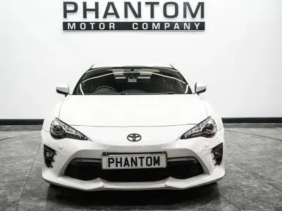Used Toyota GT86 GT 200 HP (147 kW) 2016 White Coupe