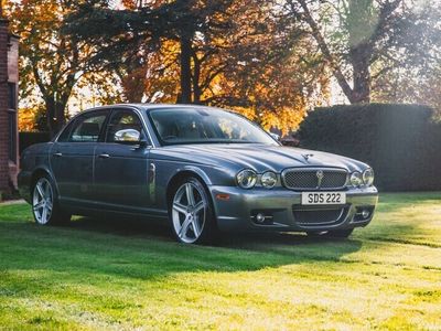 Jaguar XJR