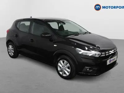 Begagnad Dacia Sandero Expression 2023 Svart Halvkombi