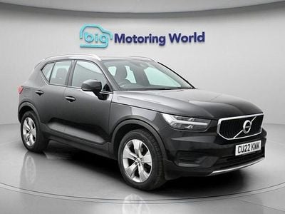 Used Volvo XC40 Momentum 163 HP (119 kW) 2022 Black SUV