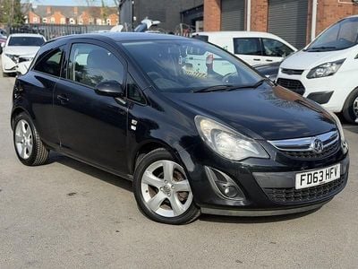 Used Vauxhall Corsa S 85 HP (62 kW) 2014 Black Hatchback