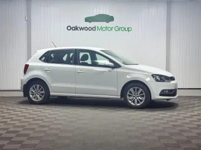 Used VW Polo SE 2015 White Hatchback