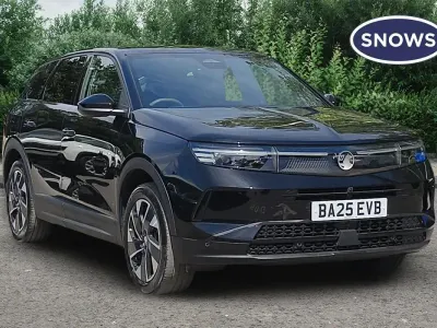 Used Vauxhall Grandland X Ultimate 136 HP (100 kW) 2025 Black SUV