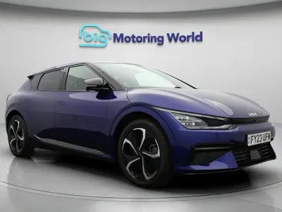 Begagnad Kia EV6 GT-Line S 239 kW (325 HK) 2023 Blå SUV