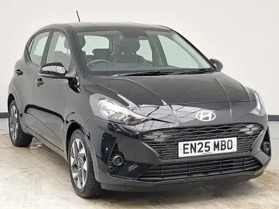 Used Hyundai i10 Advanced 63 HP (46 kW) 2025 Black Hatchback