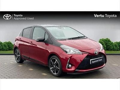 Used Toyota Yaris 111 HP (81 kW) 2017 Red Hatchback