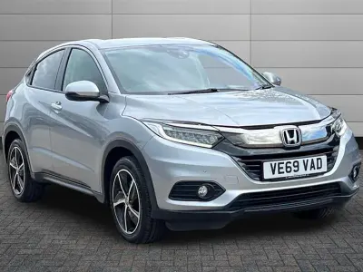 Używany Honda HR-V SE 130 KM (95 kW) 2020 Srebrny SUV
