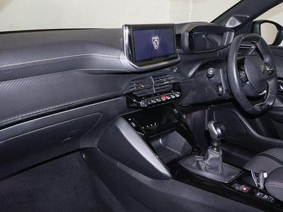 Used Peugeot 208 GT 99 HP (72 kW) 2024 Yellow Hatchback