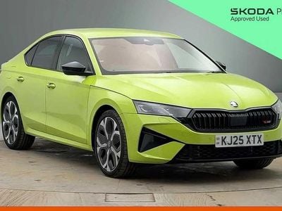 New Skoda Octavia vRS 265 HP (194 kW) 2025 Hyper green Hatchback