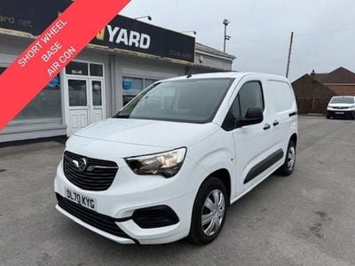 White Used 2020 Vauxhall Combo Sportive MPV | £9,499 (Fair price)