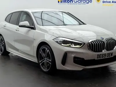 Used BMW 118 M Sport 2019 White Hatchback