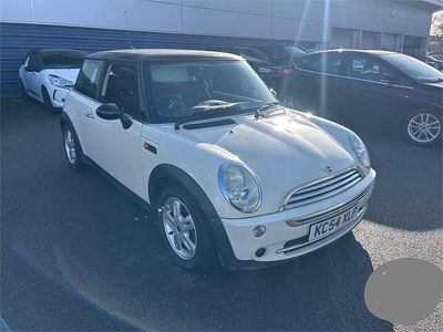 Used Mini Cooper Hatch 2004 White Hatchback