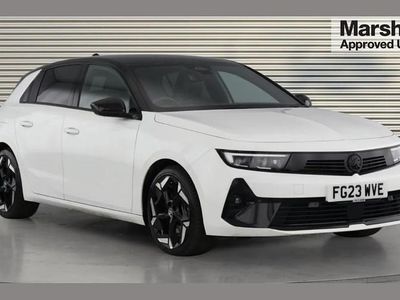 Used Vauxhall Astra GSe 221 HP (162 kW) 2023 White Hatchback