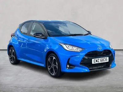 Używany Toyota Yaris Hybrid Edition 130 KM (95 kW) 2024 Niebieski Hatchback
