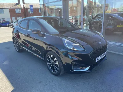 Second-hand Ford Puma ST-Line 125 CP (91 kW) 2023 Negru SUV