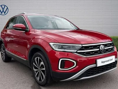 Used VW T-Roc Style 150 HP (110 kW) 2022 Red SUV